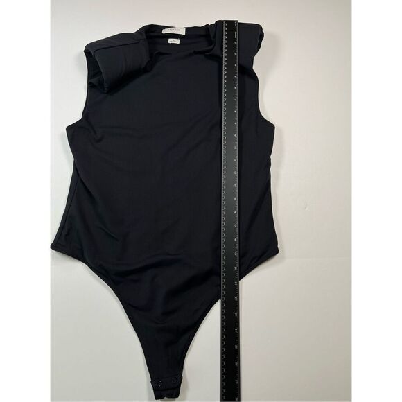 Aritizia Babaton Contour Should Pad Sleeveless Bodysuit Black Size Extra Large - Picture 7 of 9